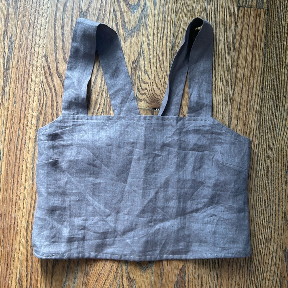Vitamin A Tallows Linen Crop Top - Picture 3 of 5